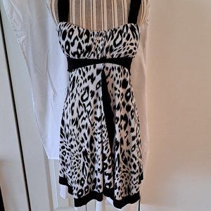 NWD- New Women Design - Black & White Dress Size M